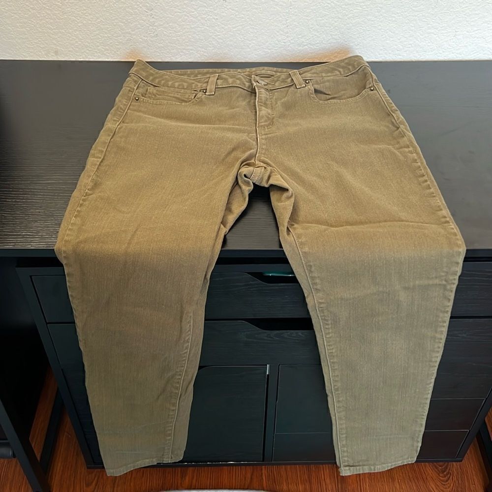 Michael Kors Skinny Jeans ~ Camo Green ~ Size 8
